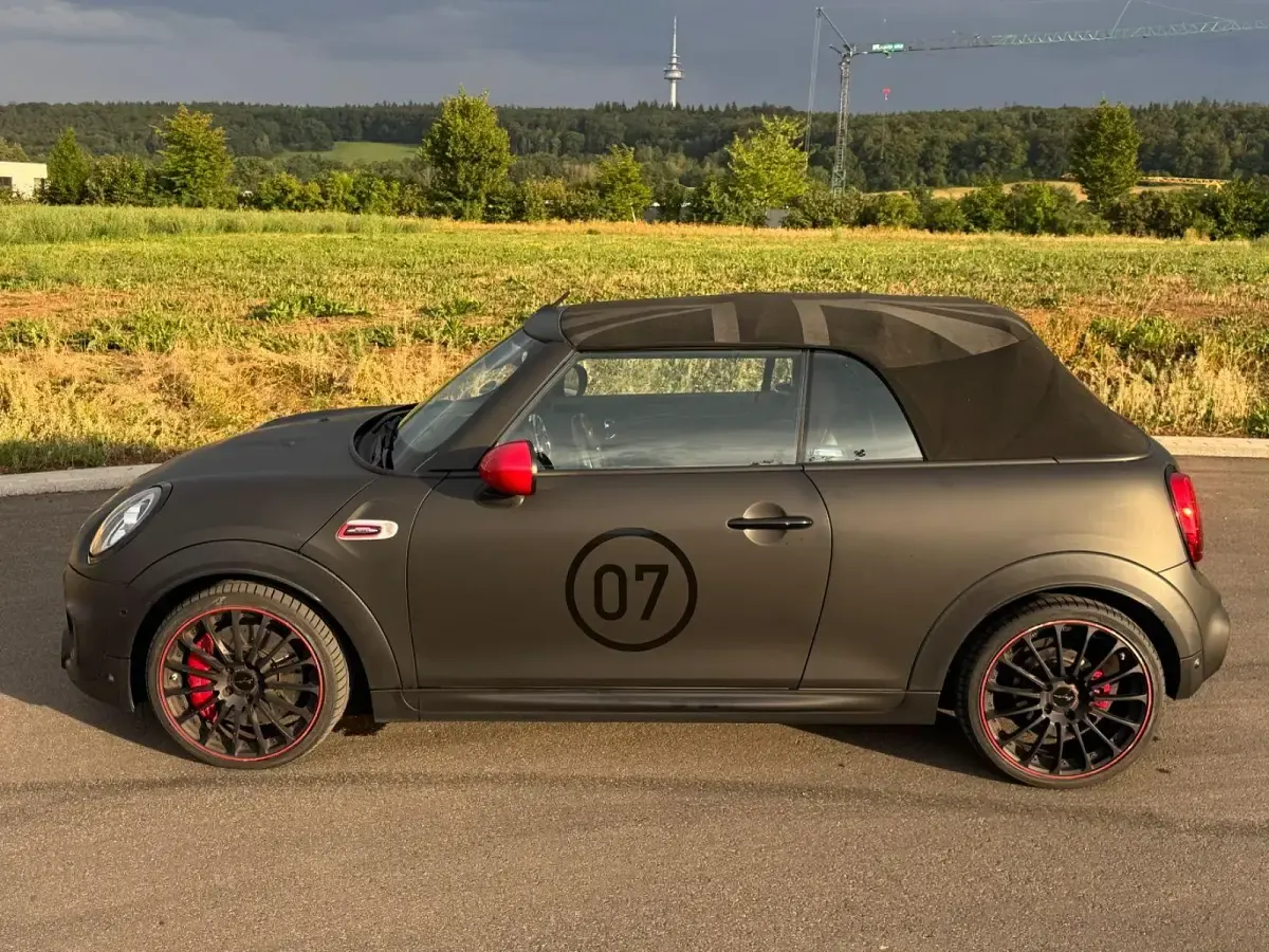 Gebraucht Mini John Cooper Works 231 PS (169 kW) 2018 Grau Kleinwagen
