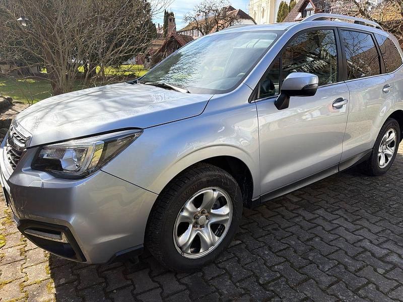 Gebraucht Subaru Forester Exclusive+ 147 PS (108 kW) 2017 Silber SUV