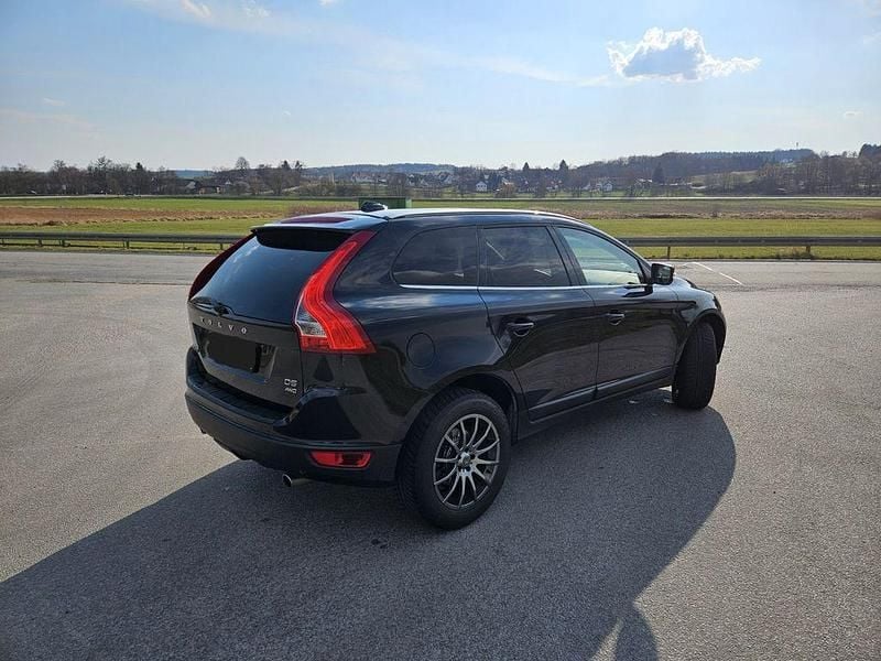 Gebraucht Volvo XC60 Summum 215 PS (158 kW) 2011 Schwarz SUV