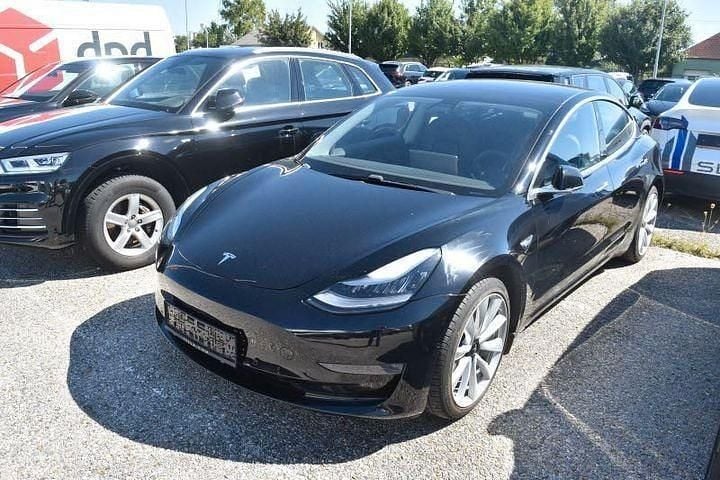 Schwarz Gebraucht 2019 Tesla Model 3 Limousine | 20.460 € (Guter Preis) - Bild 1/4