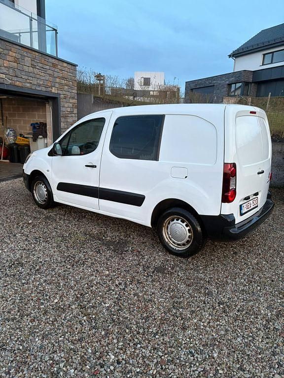Gebraucht Citroën Berlingo 75 PS (55 kW) 2012 Weiß Van / Kleinbus