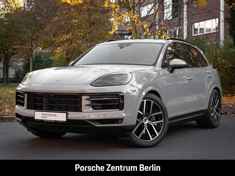 Weiss Gebraucht 2024 Porsche Cayenne SUV | 105.931 € (Fairer Preis) - Bild 1/4