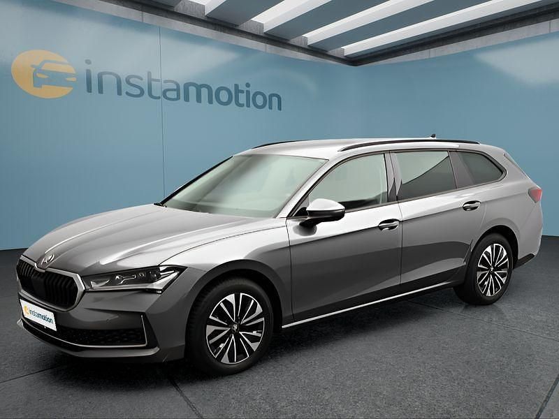 Gebraucht Skoda Superb 150 PS (110 kW) 2025 Grau Kombi