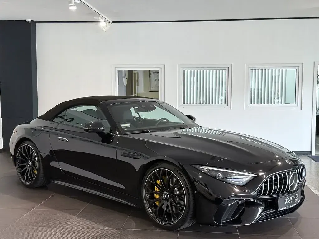 Gebraucht Mercedes SL63 AMG AMG 585 PS (430 kW) 2023 Schwarz Cabrio