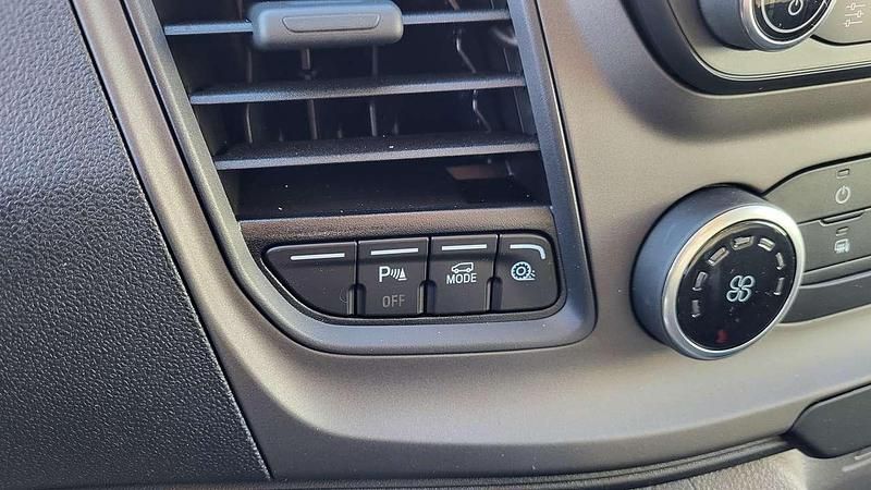 Gebraucht Ford Transit Custom Trend 105 PS (77 kW) 2023 Frostweiß Van / Kleinbus