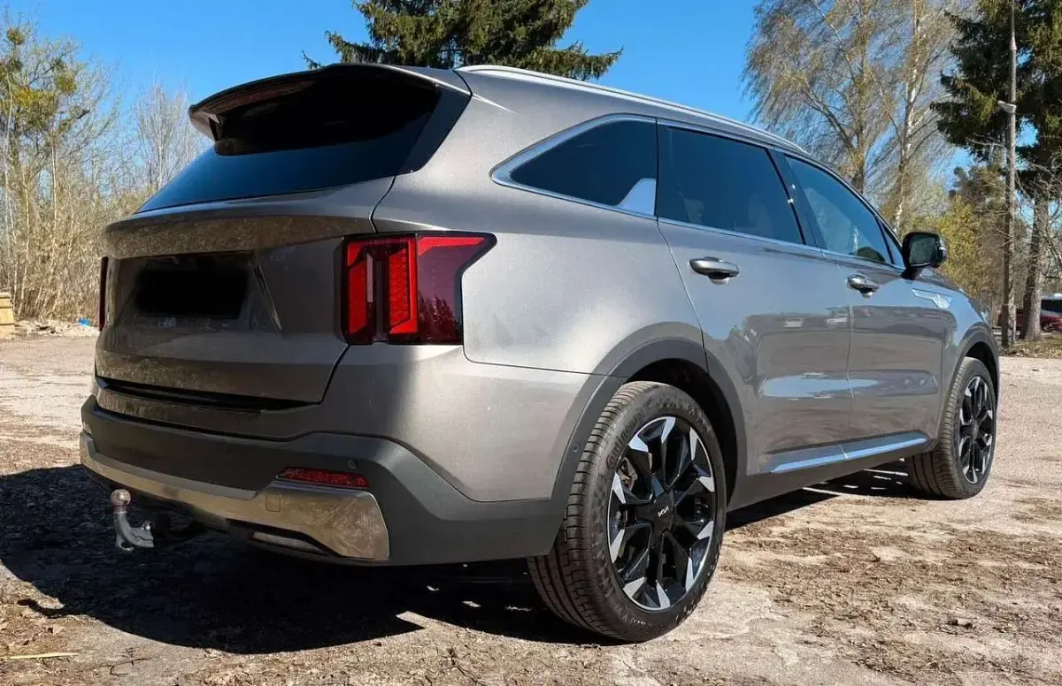 Gebraucht Kia Sorento Platinum 193 PS (141 kW) 2024 Grau SUV