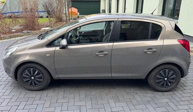 Gebraucht Opel Corsa Selection 69 PS (50 kW) 2011 Grau Kleinwagen
