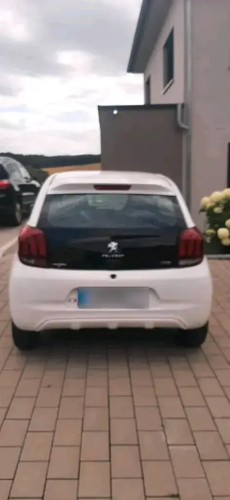 Gebraucht Peugeot 108 69 PS (50 kW) 2021 Weiß Kleinwagen
