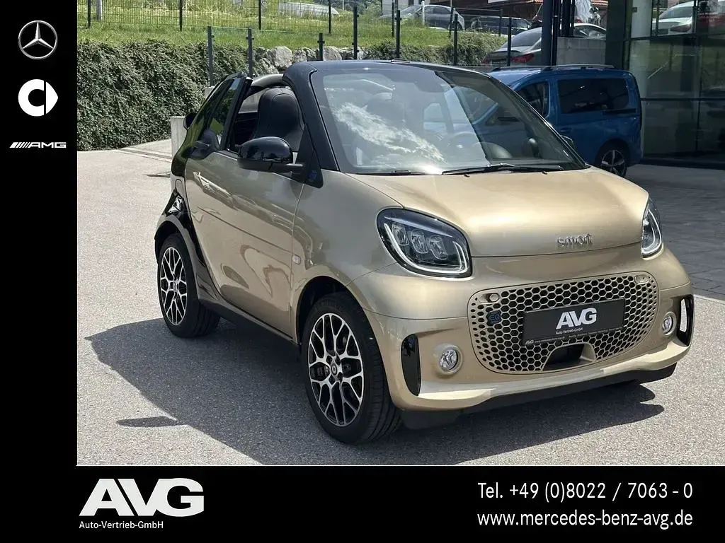 Gebraucht Smart ForTwo Electric Drive Prime 60 kW (82 PS) 2023 Bodypanels in gold beige () Cabrio