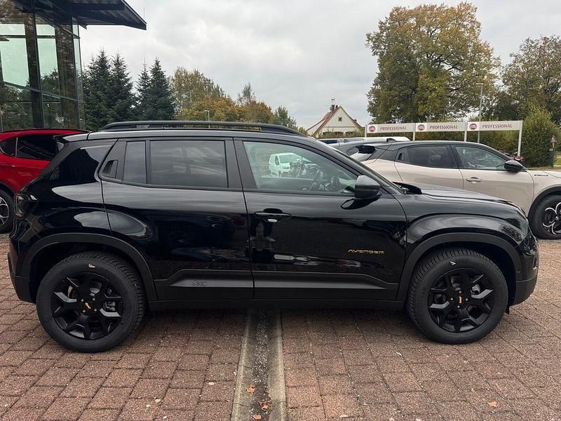 Neu Jeep Avenger North 136 PS (100 kW) 2025 Schwarz SUV