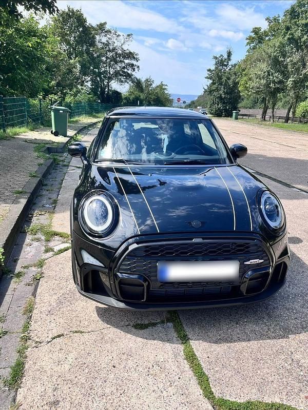 Gebraucht Mini John Cooper Works 136 PS (100 kW) 2023 Schwarz Kleinwagen