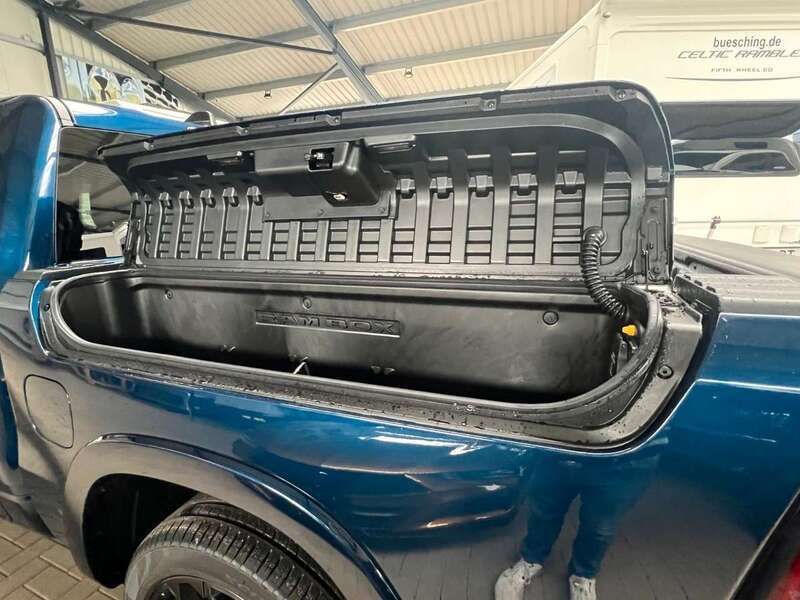 Gebraucht Dodge Ram Limited 401 PS (294 kW) 2024 Blau Pickup