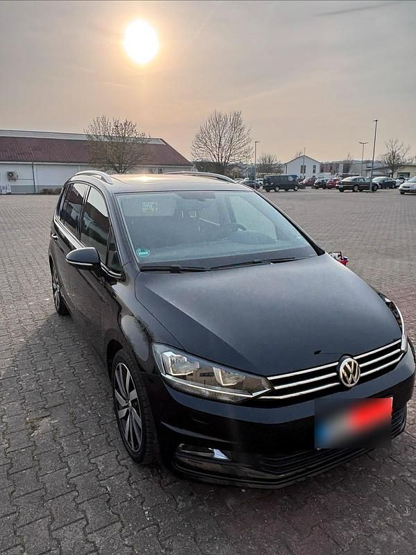 Gebraucht VW Touran 110 PS (80 kW) 2016 Schwarz Van / Kleinbus