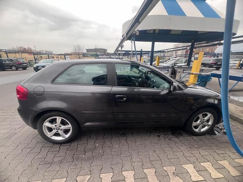 Gebraucht Audi A3 102 PS (75 kW) 2009 Grau Kleinwagen