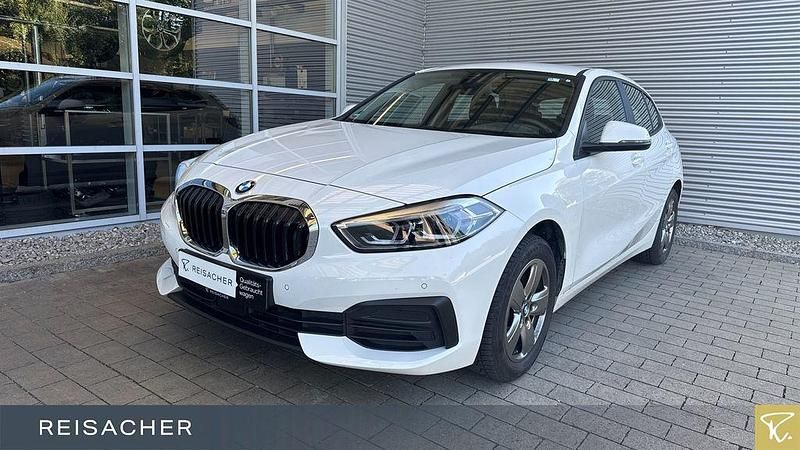 Alpinweiß uni Gebraucht 2024 BMW 118 Advantage Kleinwagen | 20.990 € (Fairer Preis) - Bild 1/4