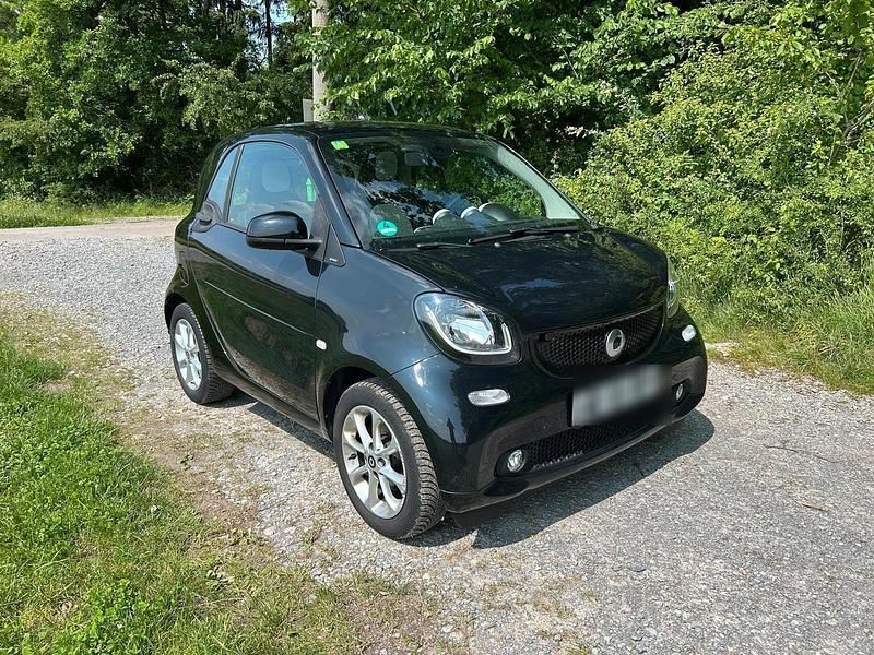 Schwarz Gebraucht 2015 Smart ForTwo Coupé Coupé | 5.800 € (Fairer Preis) - Bild 1/4