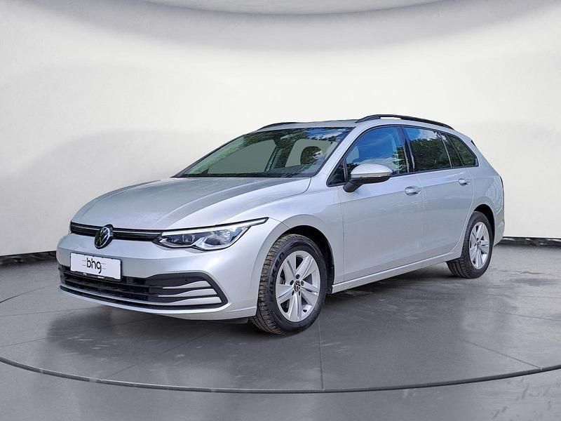 Silber Gebraucht 2023 VW Golf VIII Life Kombi | 24.820 € (Fairer Preis) - Bild 1/4