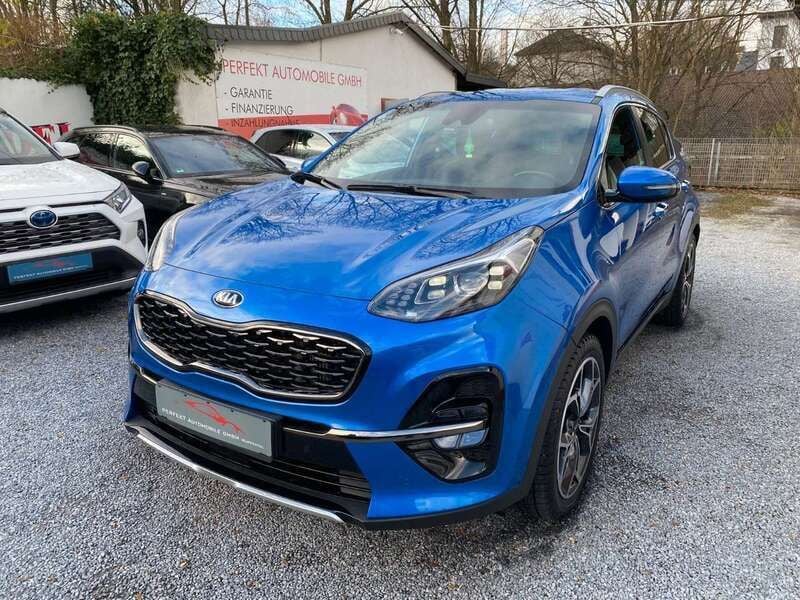 Blau (metallic) Gebraucht 2022 Kia Sportage 2 SUV | 23.450 € (Superpreis) - Bild 1/4