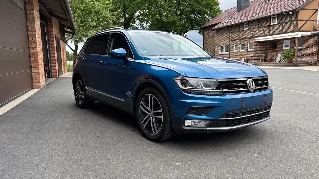 Gebraucht VW Tiguan 190 PS (139 kW) 2017 Blau SUV