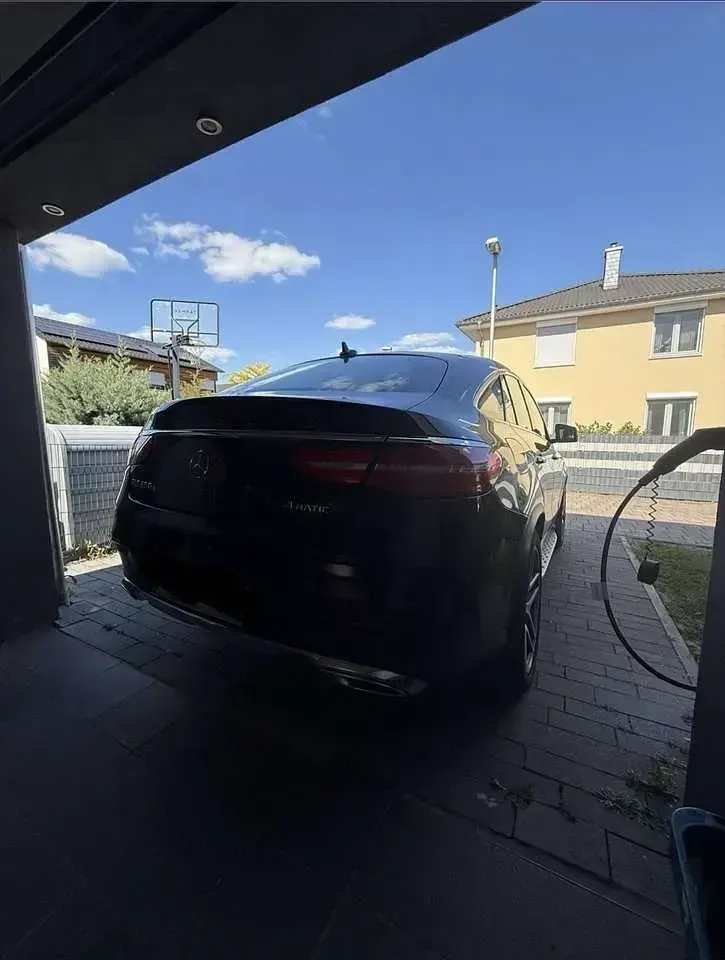 Gebraucht Mercedes GLE350 258 PS (189 kW) 2015 Schwarz SUV