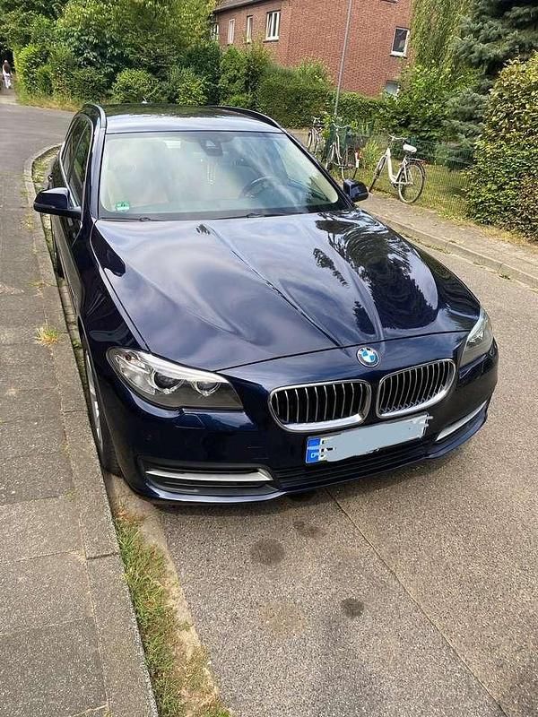 Blau Gebraucht 2014 BMW 525 Kombi | 11.950 € (Guter Preis) - Bild 1/4