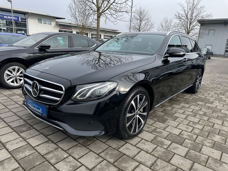 Gebraucht Mercedes E300 194 PS (142 kW) 2019 Schwarz Kombi