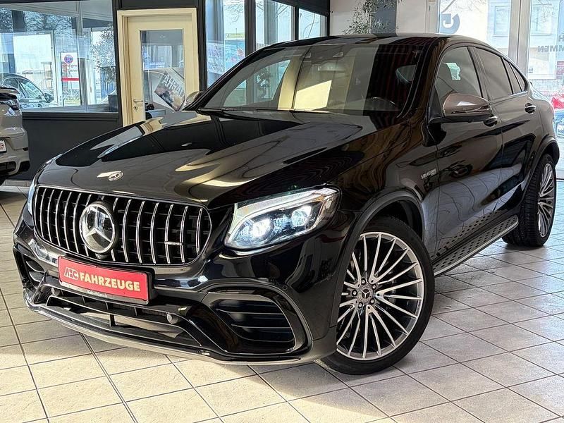 Schwarz Gebraucht 2018 Mercedes GLC63 AMG AMG Coupé | 53.990 € (Fairer Preis) - Bild 1/4