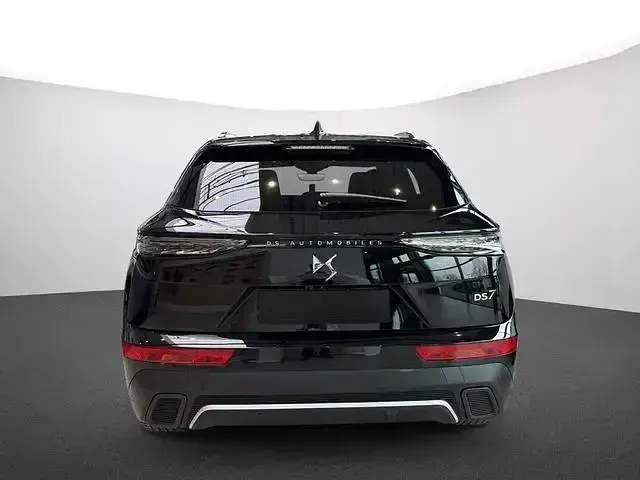 Gebraucht DS Automobiles DS7 Crossback Opera 131 PS (96 kW) 2024 Lackierung schwarz perla nera/metallic klarlack SUV
