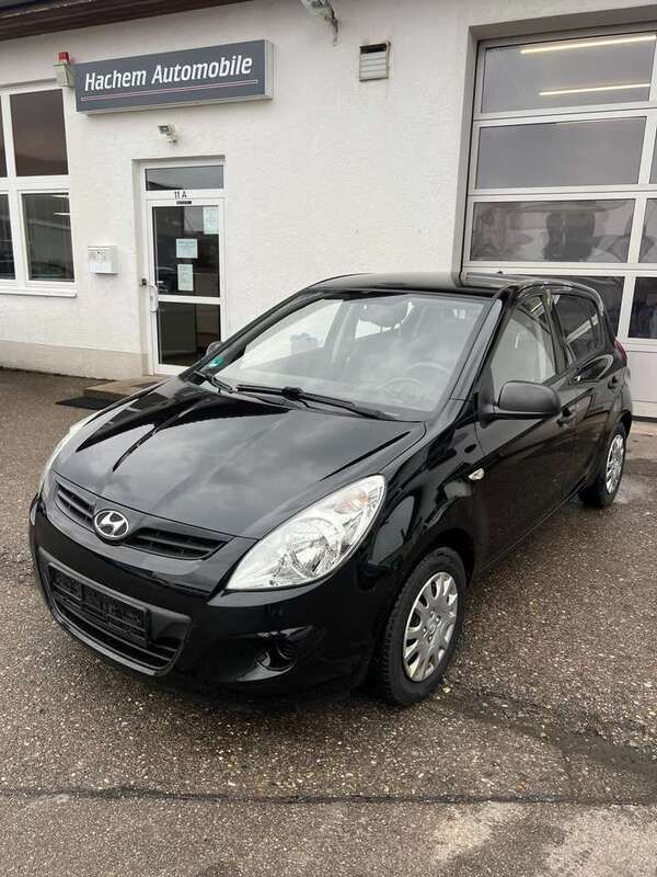 Black diamond Gebraucht 2009 Hyundai i20 Classic Kleinwagen | 2.380 € (Teuer) - Bild 1/4