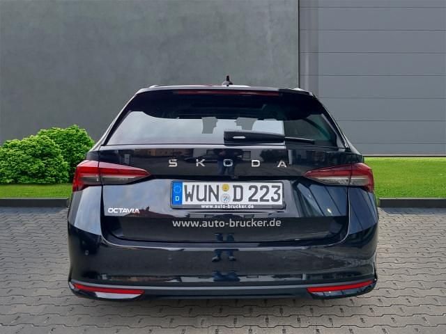 Gebraucht Skoda Octavia Selection 150 PS (110 kW) 2024 Schwarz Kombi