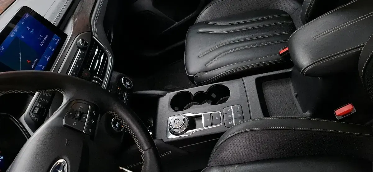 Gebraucht Ford Focus Vignale 120 PS (88 kW) 2020 Grau Kombi