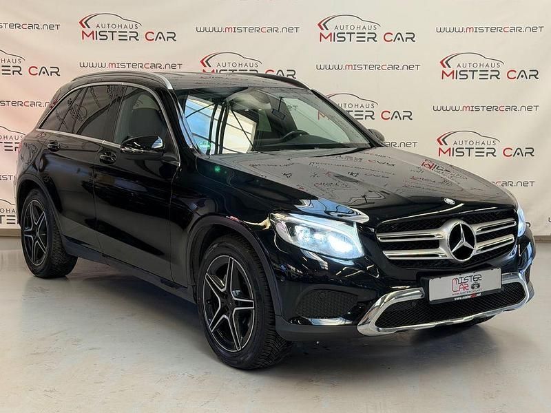 Gebraucht Mercedes GLC250 AMG line 204 PS (150 kW) 2016 Schwarz/baltic black SUV