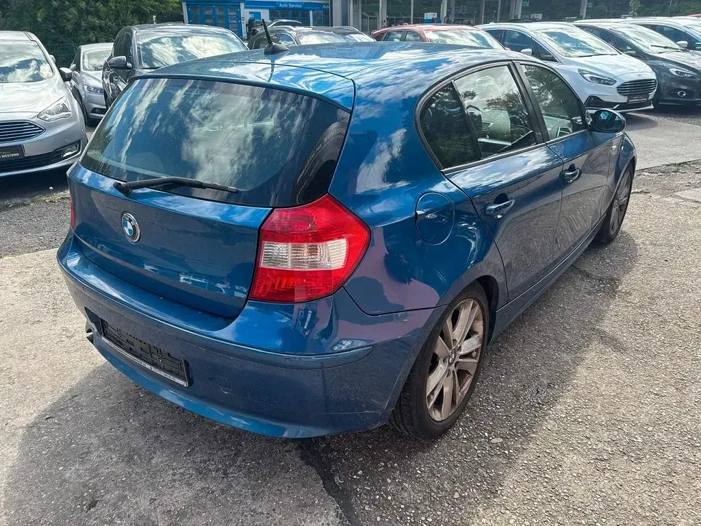 Gebraucht BMW 118 129 PS (94 kW) 2006 Blau Kleinwagen