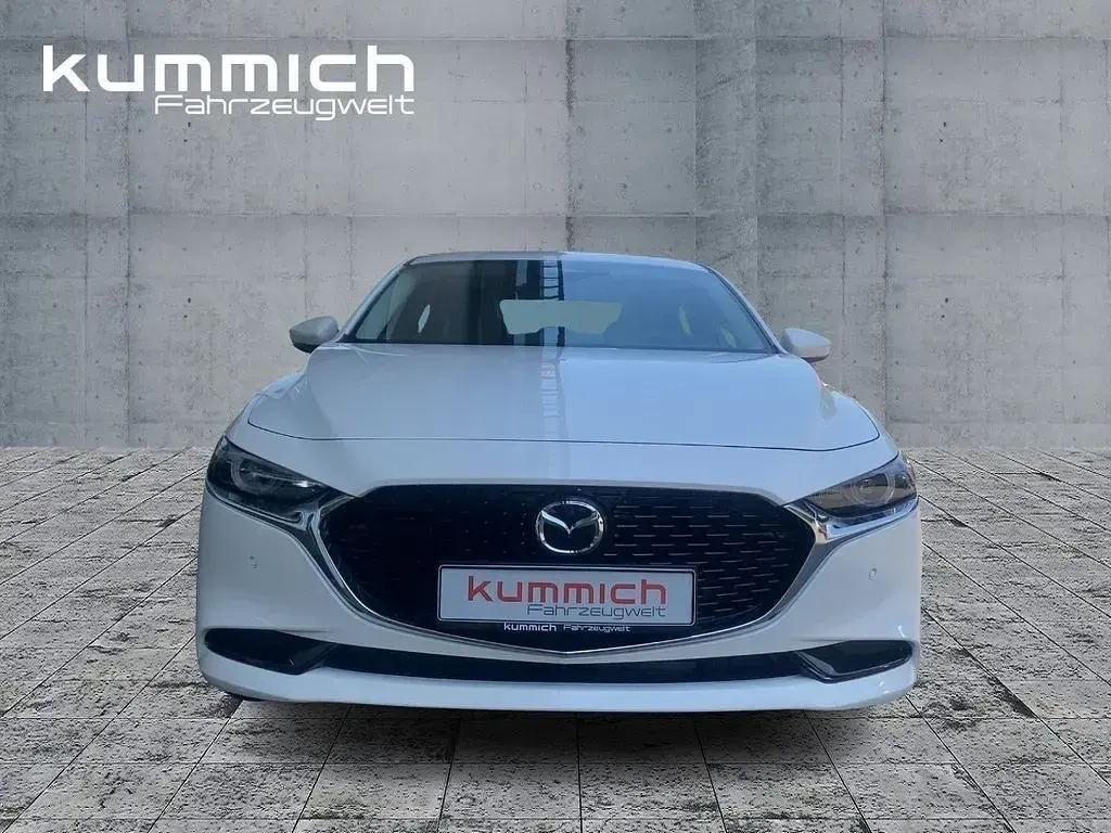 Neu Mazda 3 Exclusive 140 PS (102 kW) 2026 Weiß Limousine