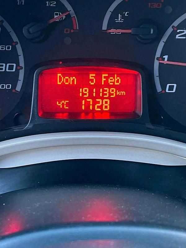 Gebraucht Ford Ka 65 PS (47 kW) 2010 Schwarz Kleinwagen