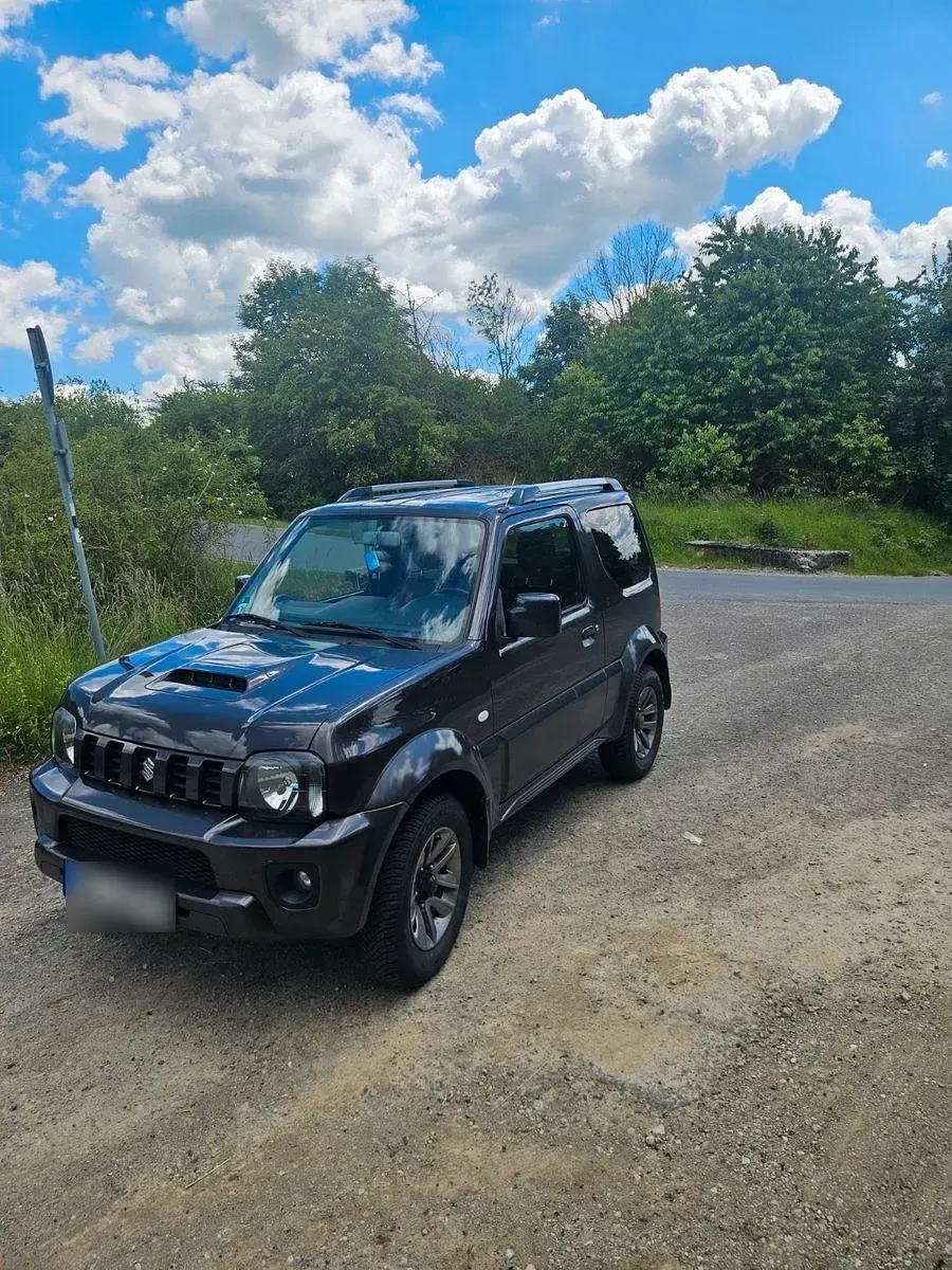 Gebraucht Suzuki Jimny Comfort 84 PS (61 kW) 2017 Grau SUV
