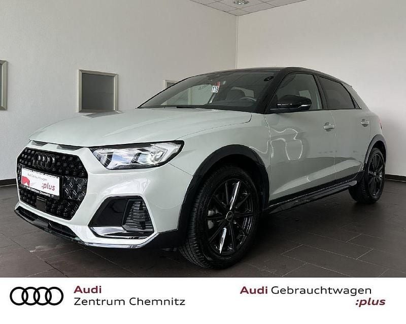 Silber Gebraucht 2025 Audi A1 S-Line Kleinwagen | 31.990 € (Teuer) - Bild 1/4