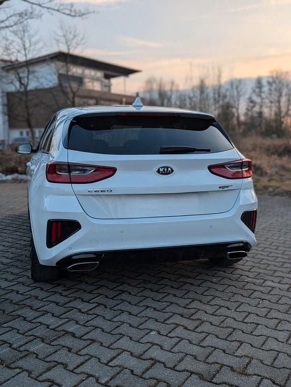 Gebraucht Kia Ceed GT GT 204 PS (150 kW) 2020 Weiß Limousine
