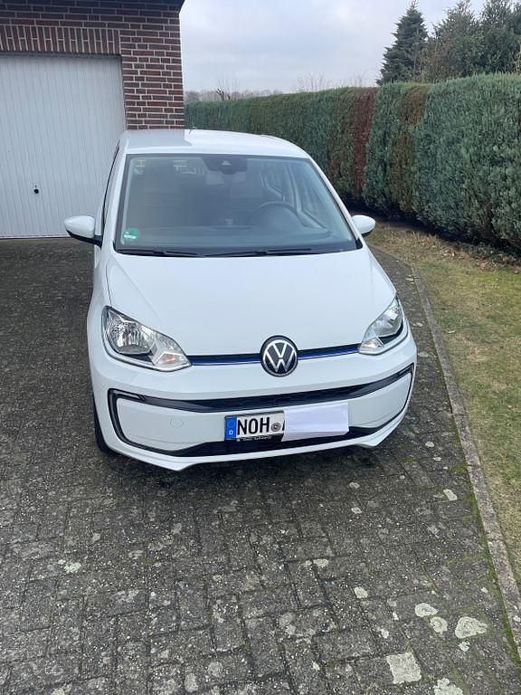 Gebraucht VW e-up! Style 61 kW (83 PS) 2020 Weiß Kleinwagen
