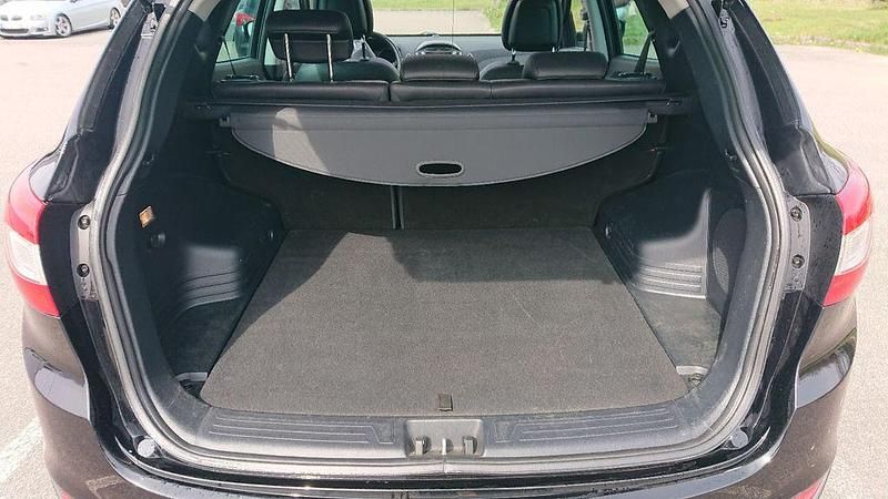 Gebraucht Hyundai ix35 Trend 184 PS (135 kW) 2014 Schwarz SUV