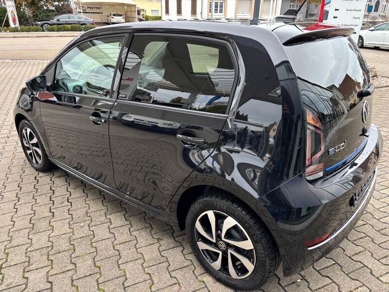 Gebraucht VW e-up! Active 61 kW (83 PS) 2021 Schwarz Kleinwagen