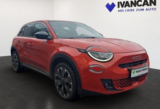 Gebraucht Fiat 600E La Prima 114 kW (156 PS) 2023 Sun of italy orange SUV