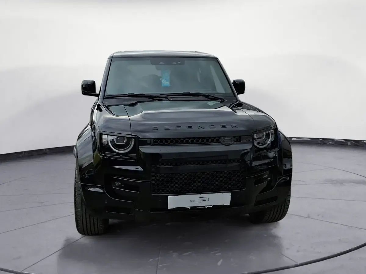 Gebraucht Land Rover Defender Black Edition 636 PS (467 kW) 2026 SUV