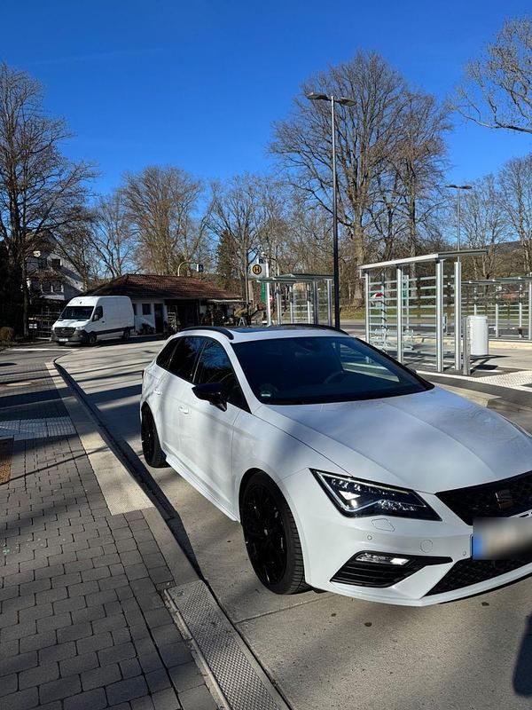 Gebraucht Seat Leon Beats 300 PS (220 kW) 2020 Weiß Kombi