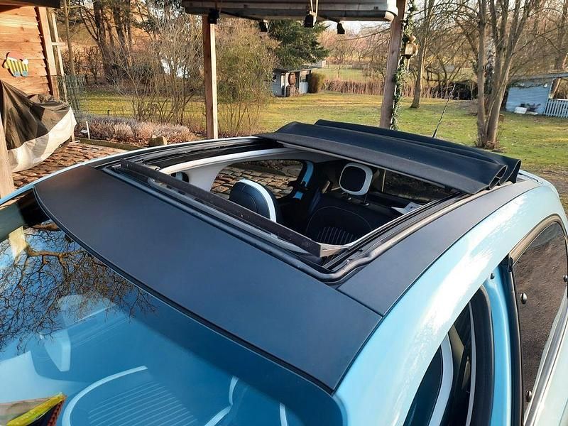 Gebraucht Renault Twingo Zen 60 kW (82 PS) 2021 Blau Kleinwagen