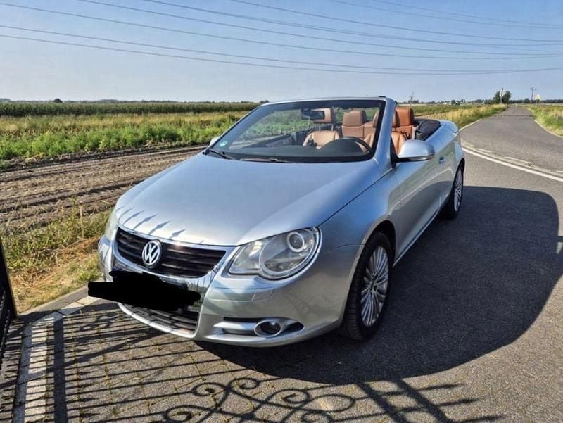 Usado VW Eos 150 HP (110 kW) 2008 Prateado Cabrios