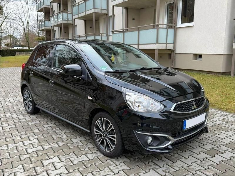 Gebraucht Mitsubishi Space Star Edition 80 PS (58 kW) 2018 Schwarz Kleinwagen