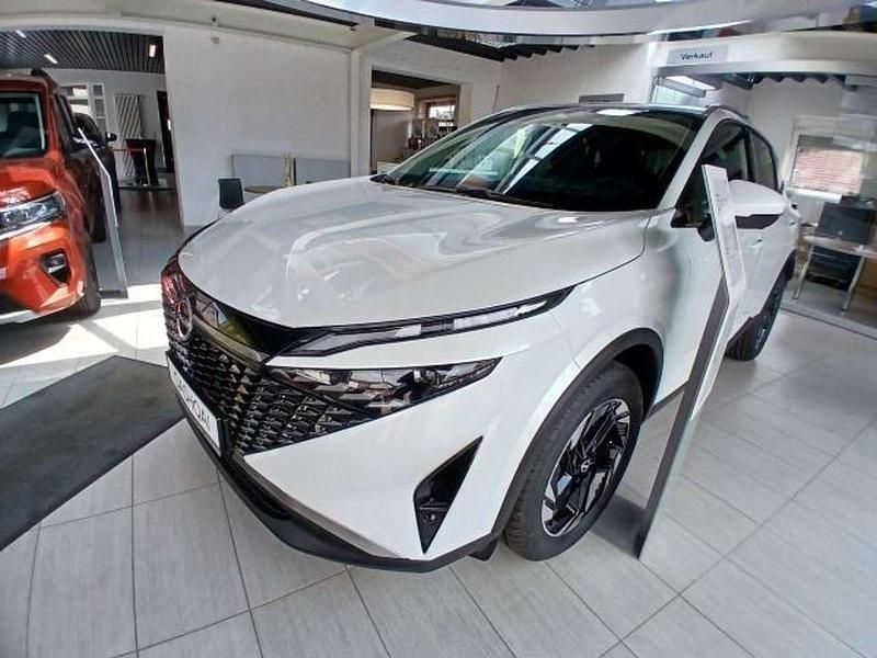 Neu Nissan Qashqai N-Connecta 140 PS (102 kW) 2025 Pearl white SUV