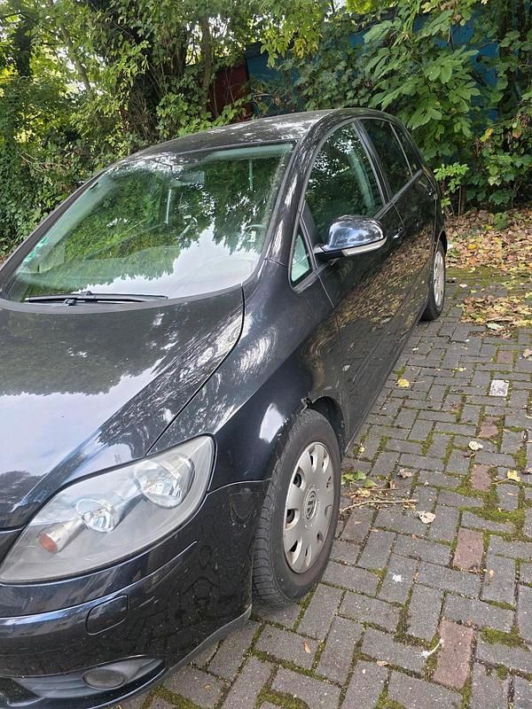 Schwarz Gebraucht 2005 VW Golf V Kleinwagen | 2.100 € - Bild 1/4