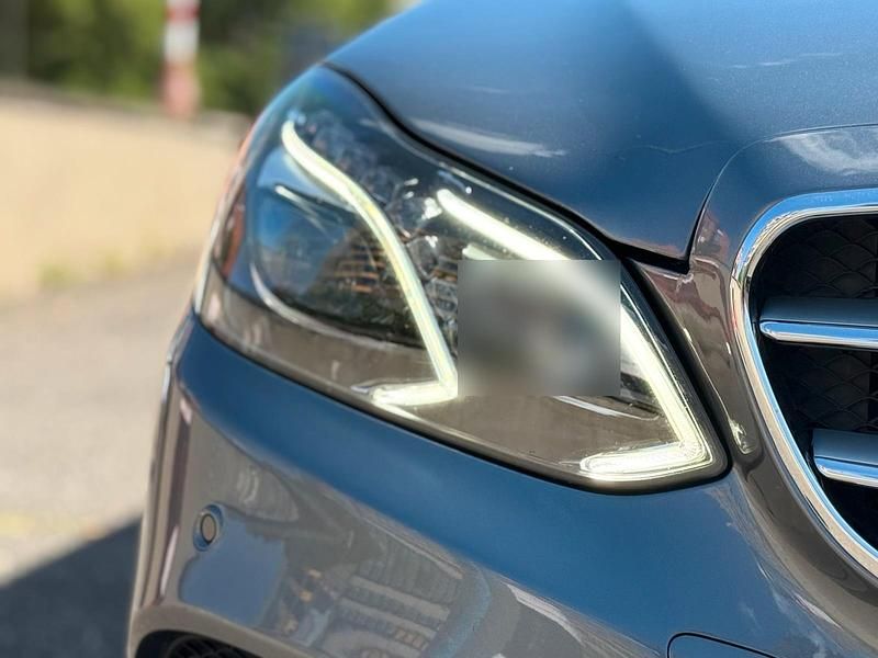 Gebraucht Mercedes E350 258 PS (189 kW) 2016 Grau Kombi